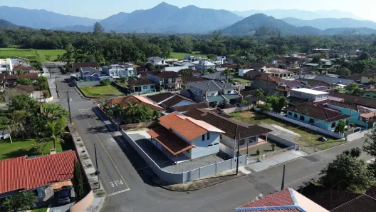 Casa com 3 Quartos à venda, 198m² no Dona Francisca (Pirabeiraba), Joinville