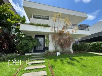 Casa de Condomínio com 3 Quartos à venda, 316m² no Vila Nova, Joinville
