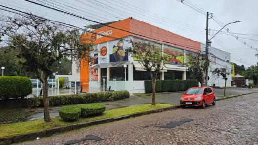 Ponto Comercial para alugar, 500m² no Tristeza, Porto Alegre