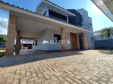 Casa com 3 Quartos à venda, 264m² no Jardim Gisela, Toledo