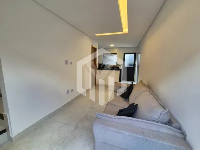 Casa de Condomínio com 2 Quartos para alugar, 65m² no Maracanã, Praia Grande
