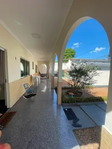 Imóvel Comercial com 3 Quartos para alugar, 400m² no Nossa Senhora das Graças, Manaus