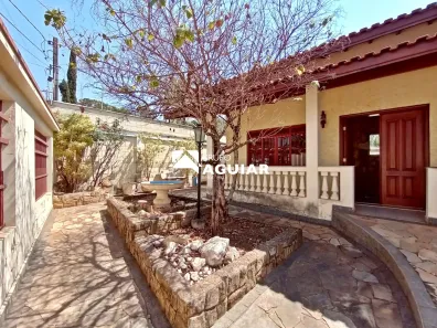 Casa com 3 Quartos à venda, 240m² no Lenheiro, Valinhos