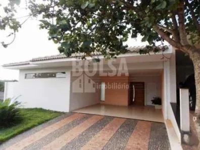 Casa de Condomínio com 3 Quartos à venda, 223m² no Vila Aviação, Bauru