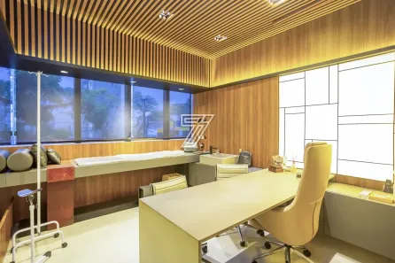 Sala Comercial à venda, 48m² no Rebouças, Curitiba