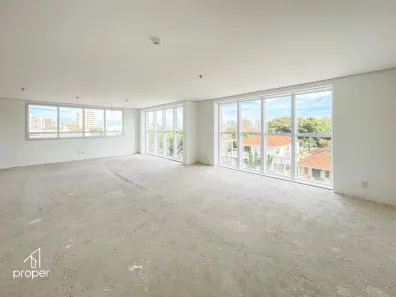 Sala Comercial com 1 Quarto para venda ou aluguel, 61m² no Centro, Pelotas