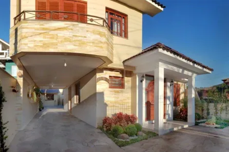 Casa com 3 Quartos à venda, 293m² no Serraria, Porto Alegre
