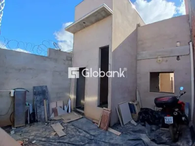 Casa com 2 Quartos à venda, 12m² no Jardim Olímpico, Montes Claros