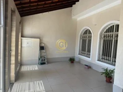 Casa com 4 Quartos para alugar, 150m² no Jardim Mesquita, Jacareí