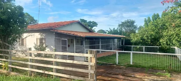 Fazenda/Sítio com 3 Quartos à venda, 200m² no , Avelinópolis