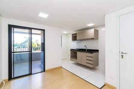 Apartamento com 2 Quartos para alugar, 48m² no Cajuru, Curitiba