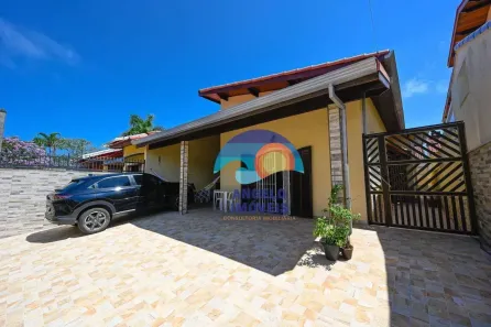 Casa com 3 Quartos à venda, 131m² no Balneario Tres Marias, Peruíbe