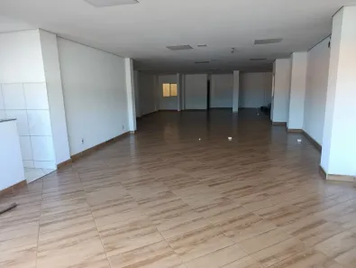 Ponto Comercial para alugar, 160m² no Campo Velho, Cuiabá