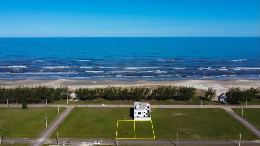 Lote/Terreno à venda, 600m² no Areias Claras, Balneário Gaivota
