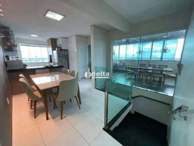 Cobertura com 3 Quartos à venda, 186m² no Brasil, Uberlândia