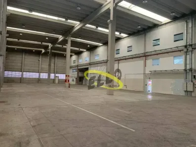 Galpão/Depósito/Armazém para alugar, 2800m² no Granja Viana II, Cotia