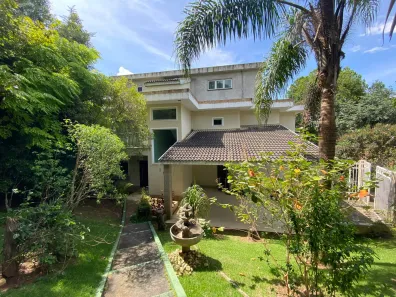 Fazenda/Sítio com 4 Quartos à venda, 1005m² no , Santo Antônio do Pinhal