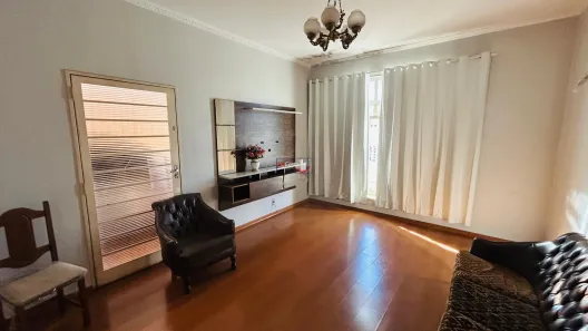Casa com 5 Quartos à venda, 355m² no Centro, Franca
