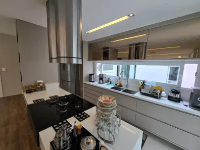 Casa de Condomínio com 4 Quartos à venda, 600m² no Busca Vida (Abrantes), Camaçari
