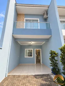 Casa com 2 Quartos à venda, 75m² no Espinheiros, Joinville