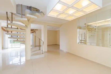 Apartamento com 3 Quartos à venda, 127m² no Cabral, Curitiba