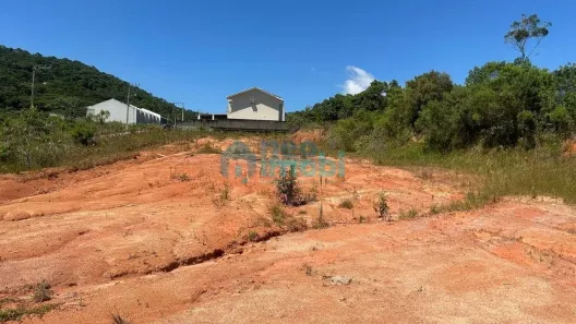 Lote/Terreno à venda, 1525m² no Forquilhas, São José