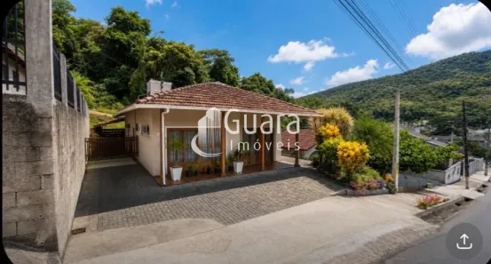 Casa com 3 Quartos à venda, 125m² no Centro, Guaramirim