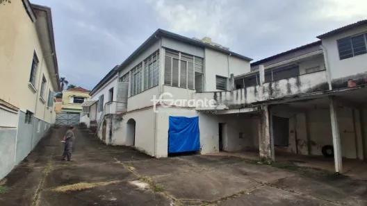 Casa com 4 Quartos à venda, 311m² no Centro, Amparo