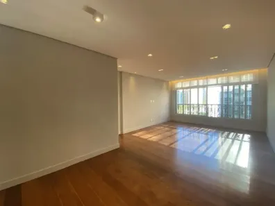 Apartamento com 3 Quartos para alugar, 130m² no Jardim Paulista, São Paulo