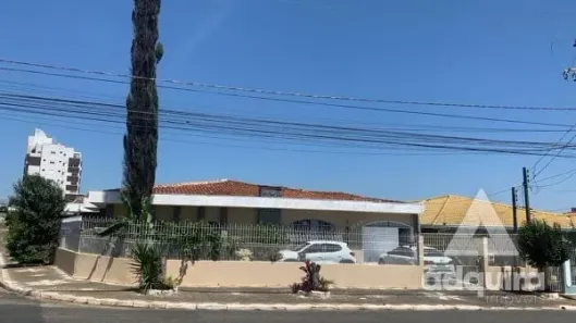 Casa com 3 Quartos à venda, 200m² no Orfãs, Ponta Grossa