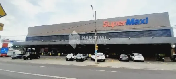 Sala Comercial para alugar, 208m² no Segismundo Pereira, Uberlândia