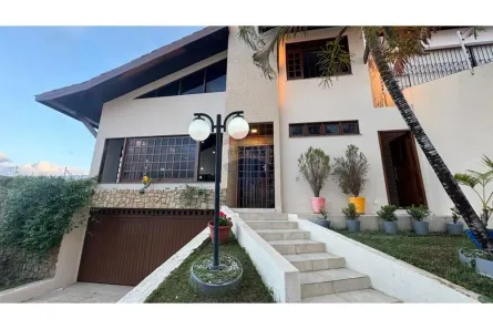 Casa com 4 Quartos à venda, 360m² no Farolândia, Aracaju