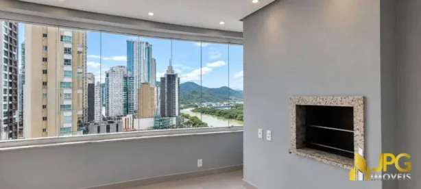 Apartamento com 3 Quartos para alugar, 192m² no Centro, Balneário Camboriú