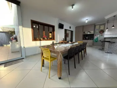 Casa com 3 Quartos à venda, 320m² no Jardim Hungares, Sorocaba