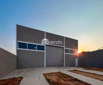Galpão/Depósito/Armazém à venda, 300m² no Setor Garavelo, Aparecida de Goiânia