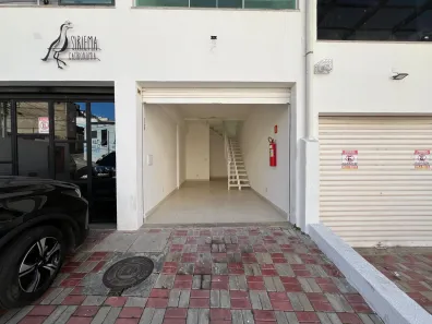 Ponto Comercial para alugar, 32m² no Dom Bosco, Juiz de Fora
