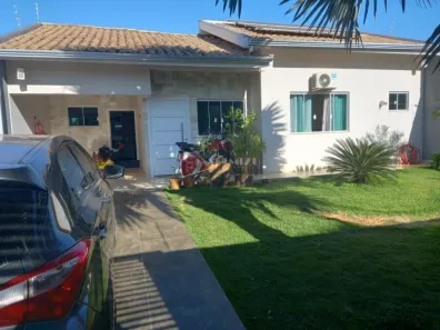 Casa com 3 Quartos à venda, 129m² no Jardim Licce, Maringá
