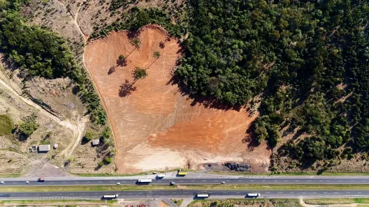 Lote/Terreno à venda, 221964m² no Uvaia, Ponta Grossa