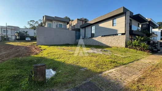 Lote/Terreno à venda, 240m² no Vila Nova, Joinville