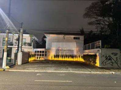 Imóvel Comercial com 3 Quartos à venda, 500m² no Jardim América, São Paulo