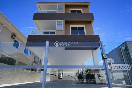 Apartamento com 2 Quartos à venda, 65m² no Carianos, Florianópolis