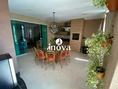 Apartamento com 4 Quartos à venda, 238m² no Parque das Américas, Uberaba