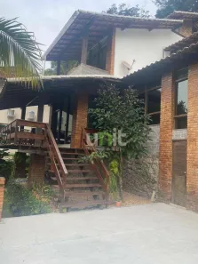 Casa de Condomínio com 4 Quartos à venda, 378m² no Piratininga, Niterói