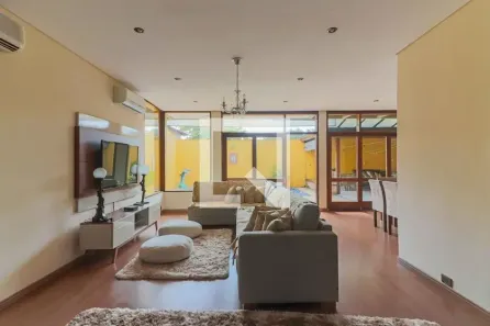 Casa com 5 Quartos à venda, 350m² no Cidade São Francisco, São Paulo