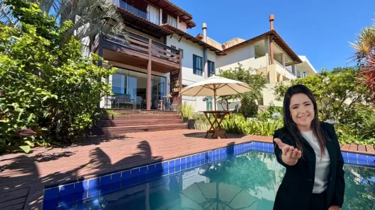 Casa com 4 Quartos à venda, 256m² no Ponta de Baixo, São José