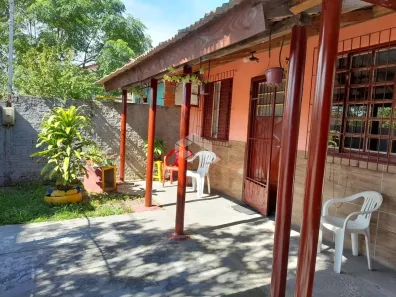 Casa com 2 Quartos à venda, 75m² no Diácono João Luiz Pozzobon, Santa Maria
