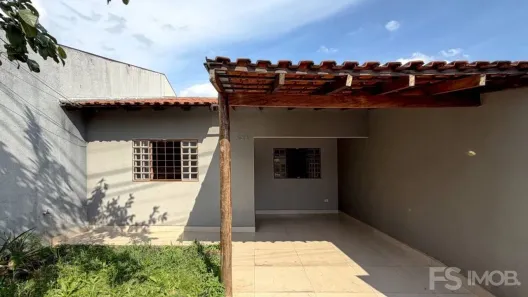 Casa com 2 Quartos para alugar, 125m² no Jardim Belo Horizonte, Londrina