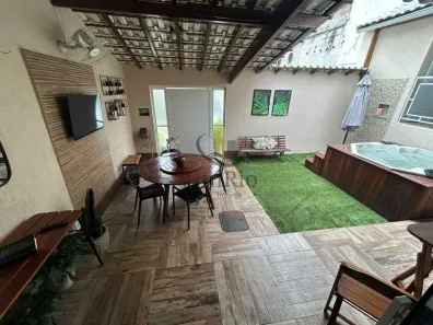 Casa de Condomínio com 2 Quartos à venda, 100m² no Bangu, Rio de Janeiro
