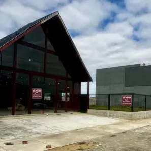 Galpão/Depósito/Armazém para alugar, 230m² no Parque Tarcisio Miranda, Campos dos Goytacazes