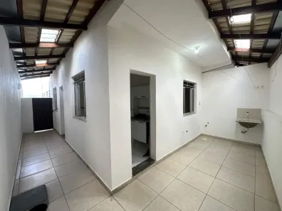 Casa com 3 Quartos para alugar, 70m² no Tirol (Barreiro), Belo Horizonte